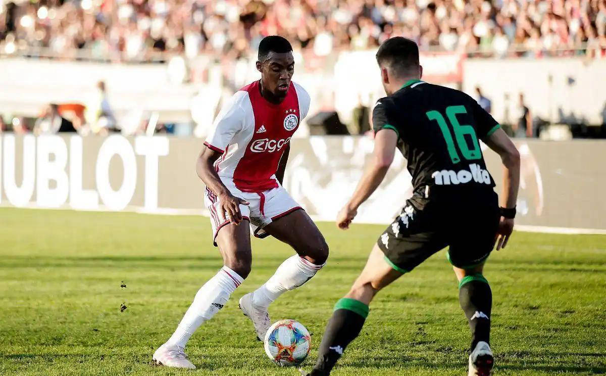 詹姆斯与科 詹姆斯与科