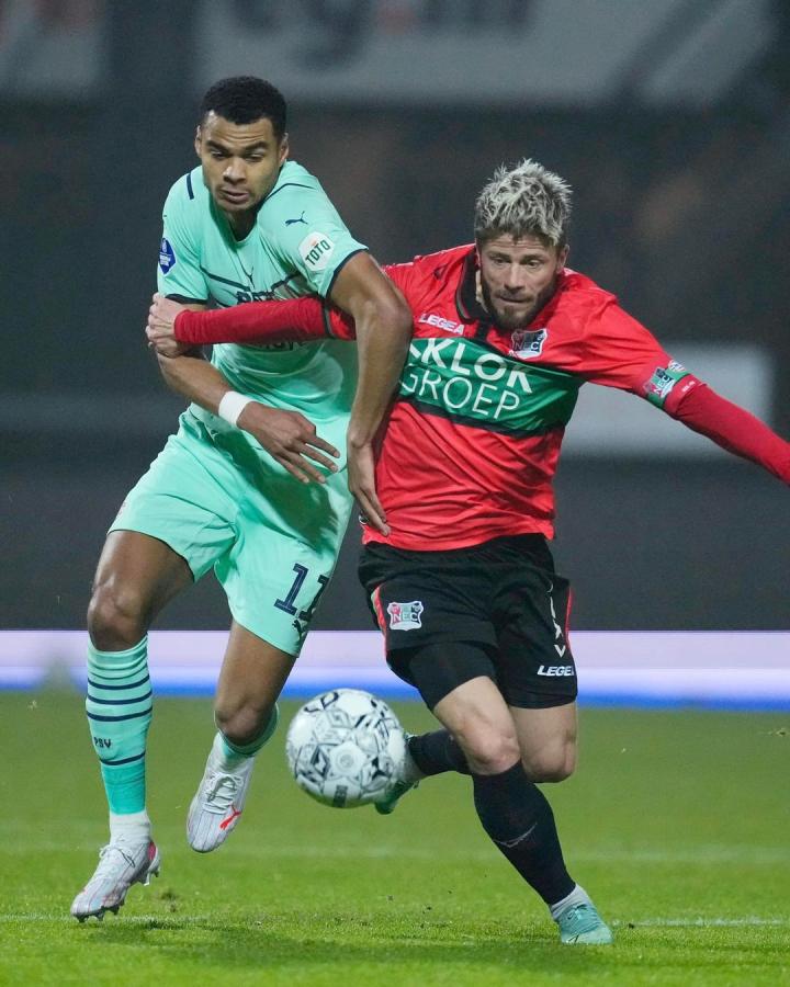 论比赛中的 论比赛中的