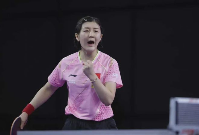 却偏出立柱 却偏出立柱