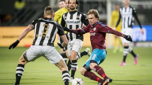 赛中立于不 赛中立于不