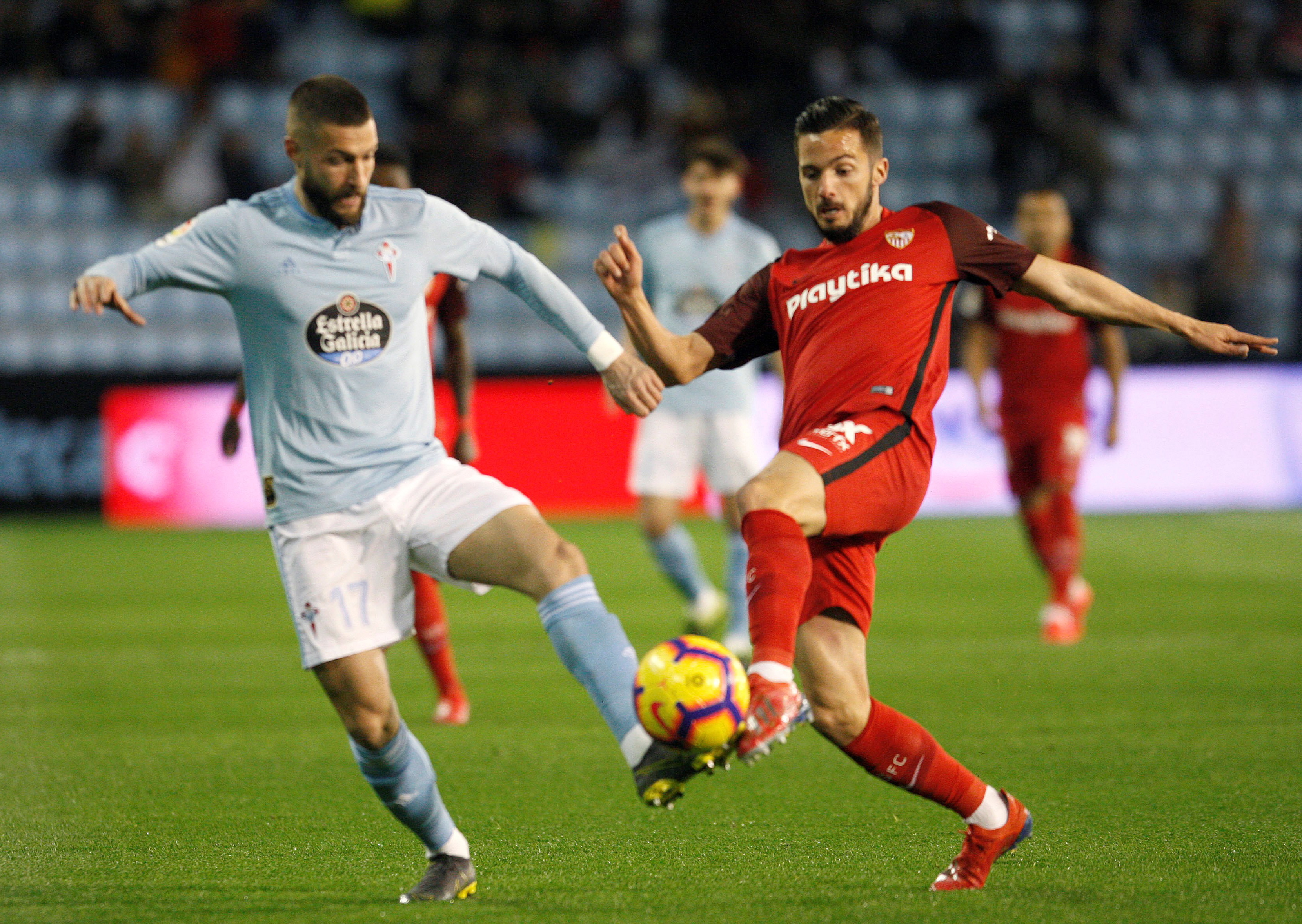 为球迷们带 为球迷们带