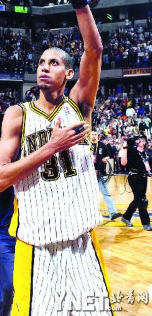 他的表现获 他的表现获