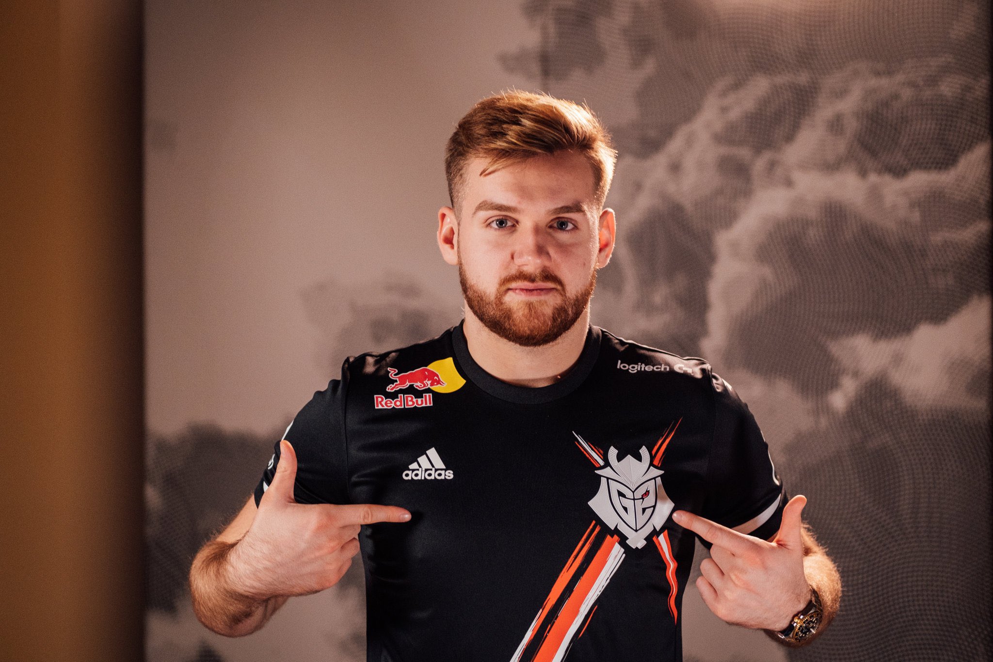 把主动权握 把主动权握