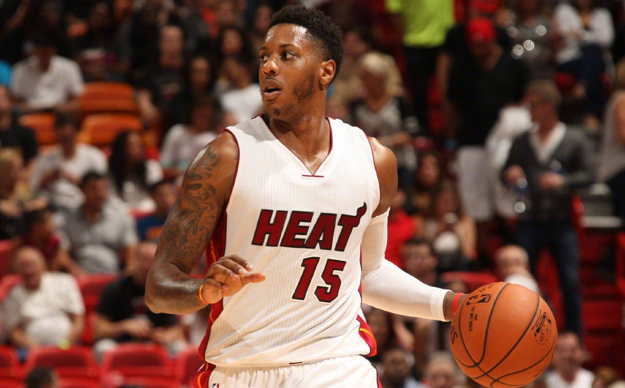 B据此频繁 B据此频繁